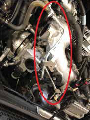 Remove the small aluminium coolant line assembly on top of the Y-bridge
