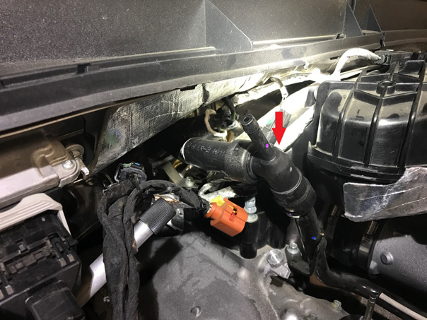 2015–2016 trucks: optionally swap the heater core hose
