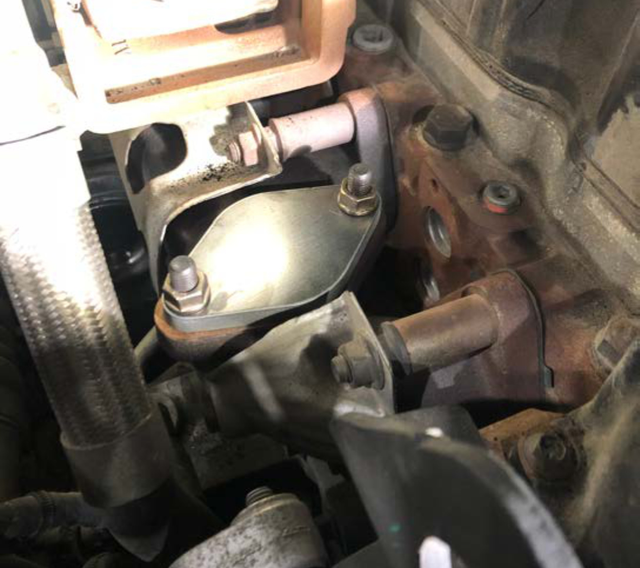 Fit the small steel plate with the saved 15mm nuts