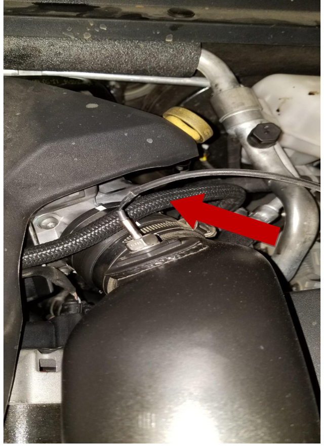Disconnect the intercooler pipe from the throttle valve